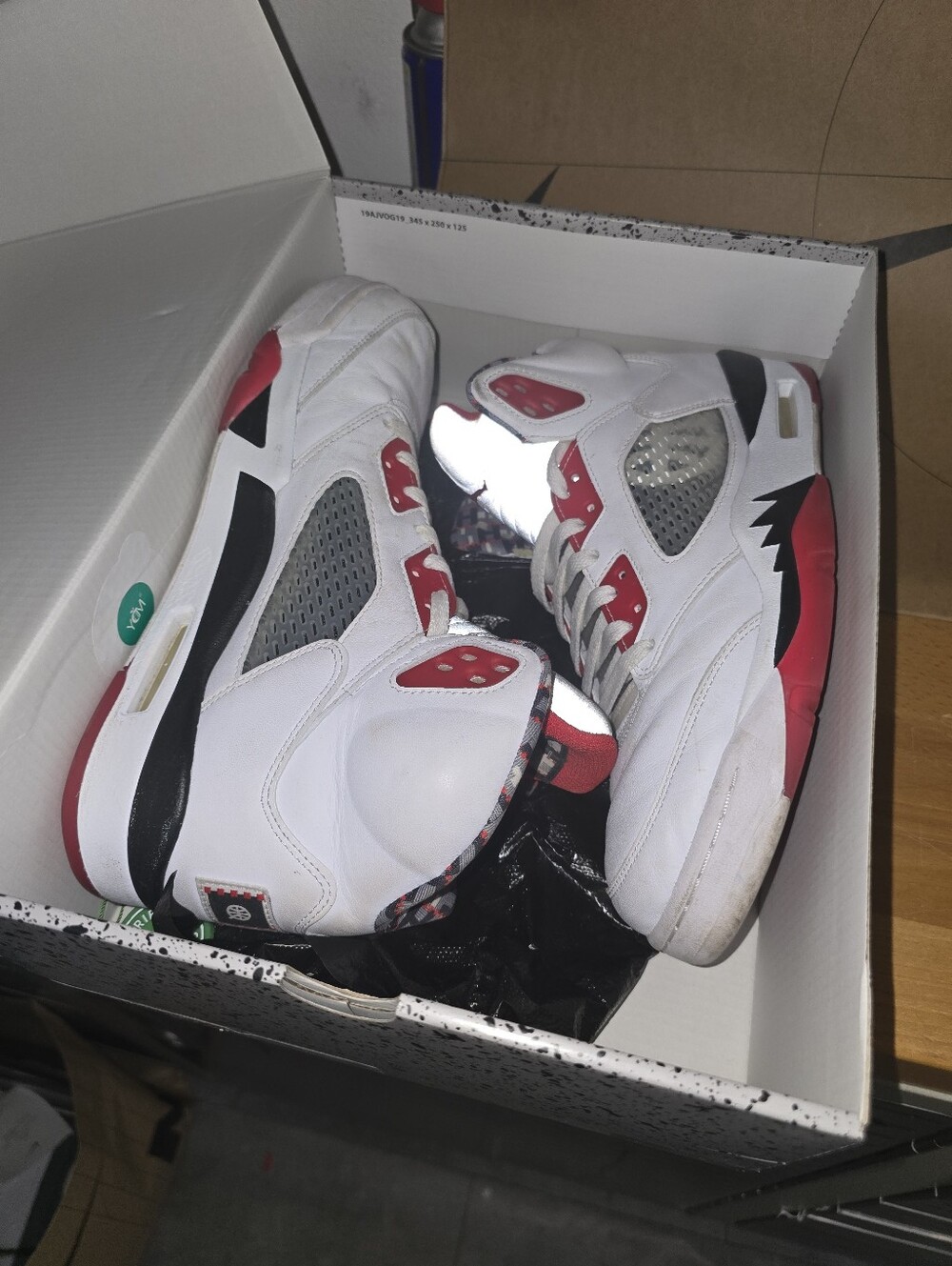 Pre-loved Nike Air Jordan 5 Retro Quai 54 2021 DJ7903-106 Men’s Size 9